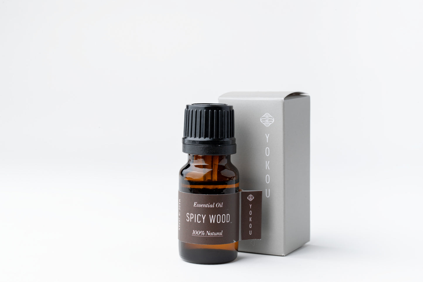 自然の香りのSPICY WOOD Essential Oil