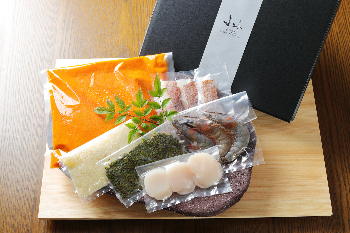 ふふ名物 海香鍋(かいこうなべ)具材付きセット(2~3人前)