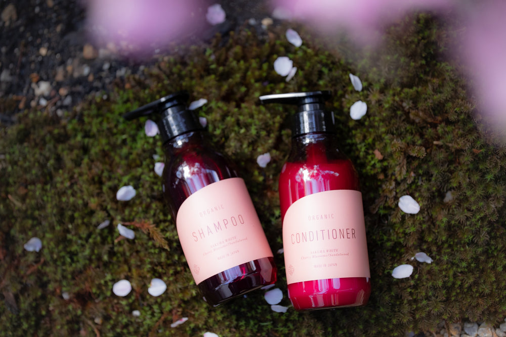 SAKURA WHITE SHAMPOO＆ CONDITIONER(桜と白檀の香り)